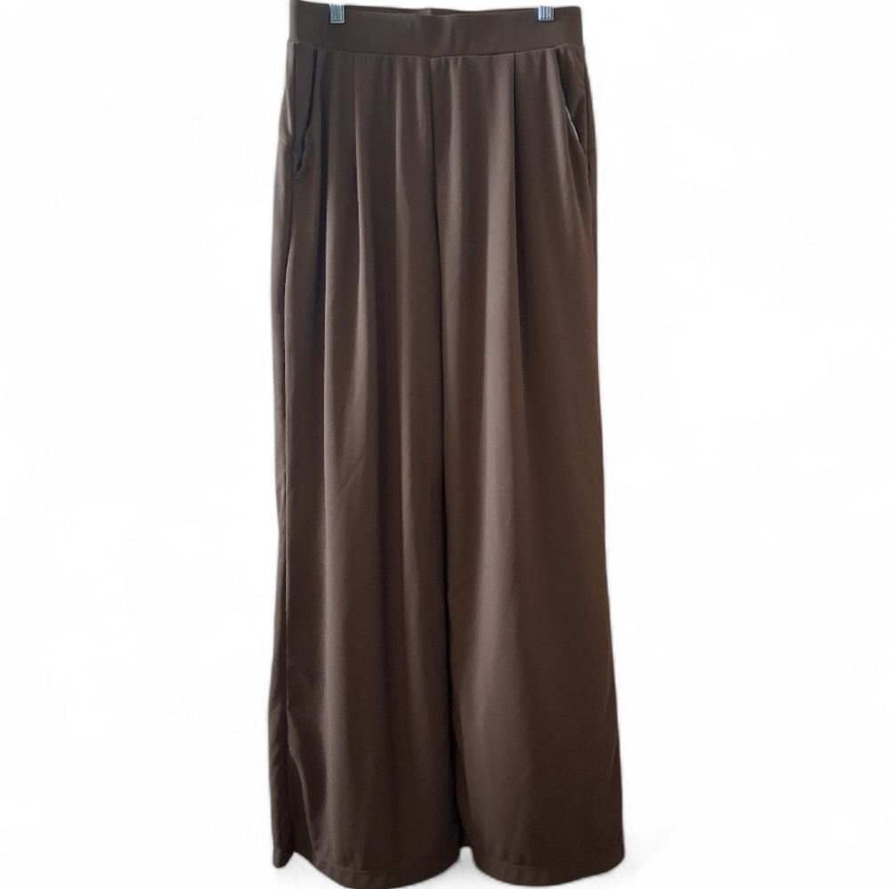 HALARA Wide Leg Pull-On Pants in Brown